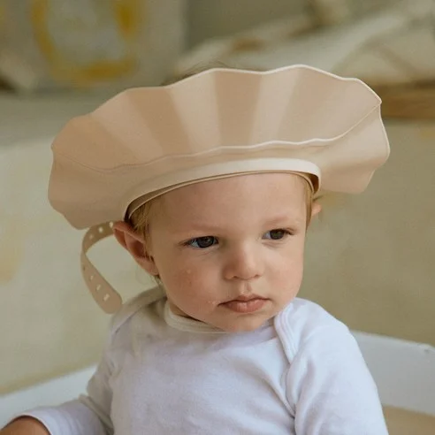 Read more about the article 후회 없는 선택! 말랑하고 편리한 아기 샴푸캡 찐후기