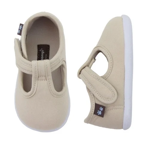 Read more about the article 후회 없는 선택! 유아동용 신발 찐후기 비교