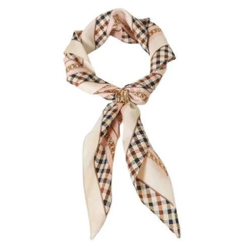 Read more about the article 실속 있는 닥스 스카프 추천! 후회 없는 선택을 위한 가이드