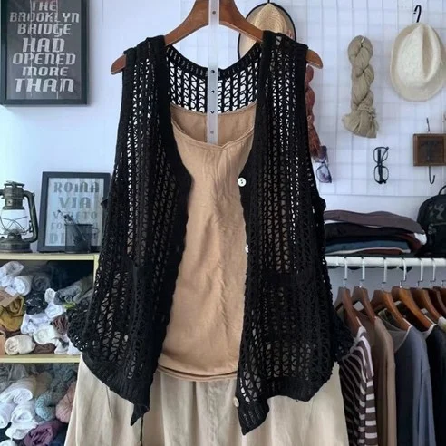 Read more about the article 여름철 필수 아이템! 최고의 여성 니트 조끼 후기 포함