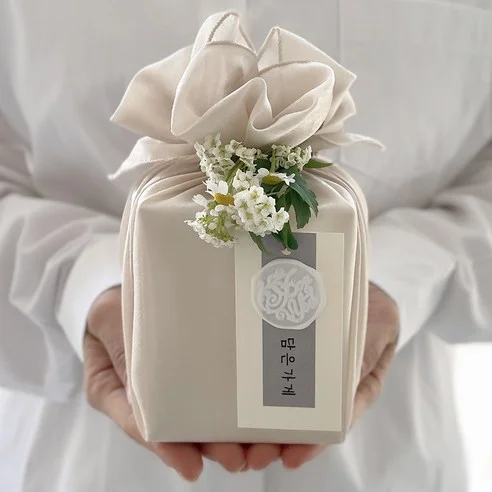 Read more about the article 후회 없는 답례품 선택 가이드: 5종 리뷰 포함