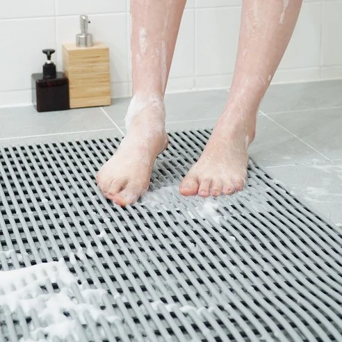 Read more about the article 후회 없는 욕실 매트 선택 가이드: 사용자 후기 포함!