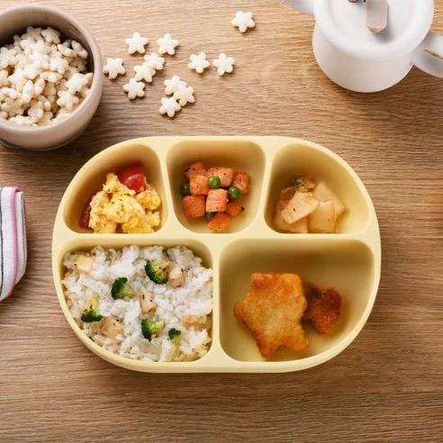 Read more about the article 유아 이유식 필수템! 실제 후기 포함 흡착식판 추천