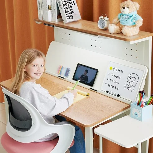 Read more about the article 최고의 초등학생 책상 추천! 실사용 후기 포함