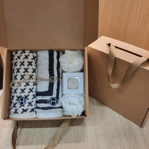 Read more about the article 실제 후기 포함! 인생리빙 핸드타올 선물세트 추천